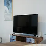 Salt Gem, Airy 2 Bdrm Appartement Larnaca