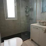 Salt Gem, Airy 2 Bdrm Appartement *