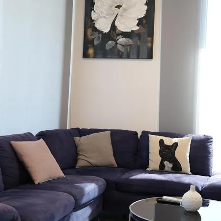 Salt Gem, Airy 2 Bdrm Appartement *