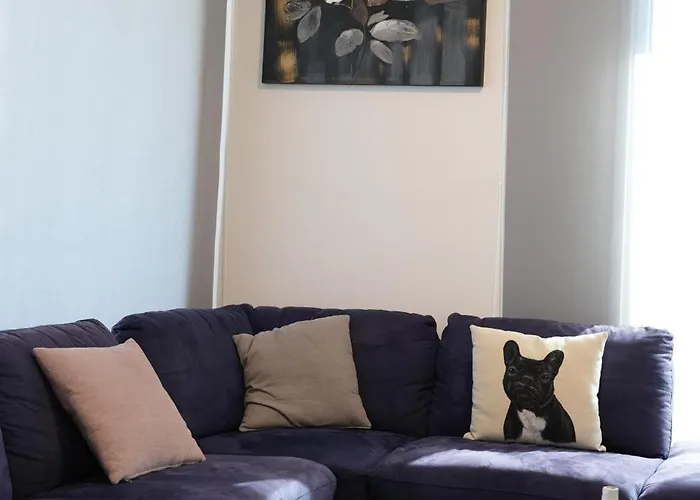 Salt Gem, Airy 2 Bdrm Lägenhet *