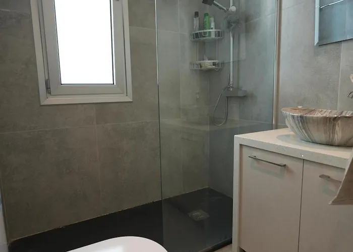 Salt Gem, Airy 2 Bdrm Lägenhet *